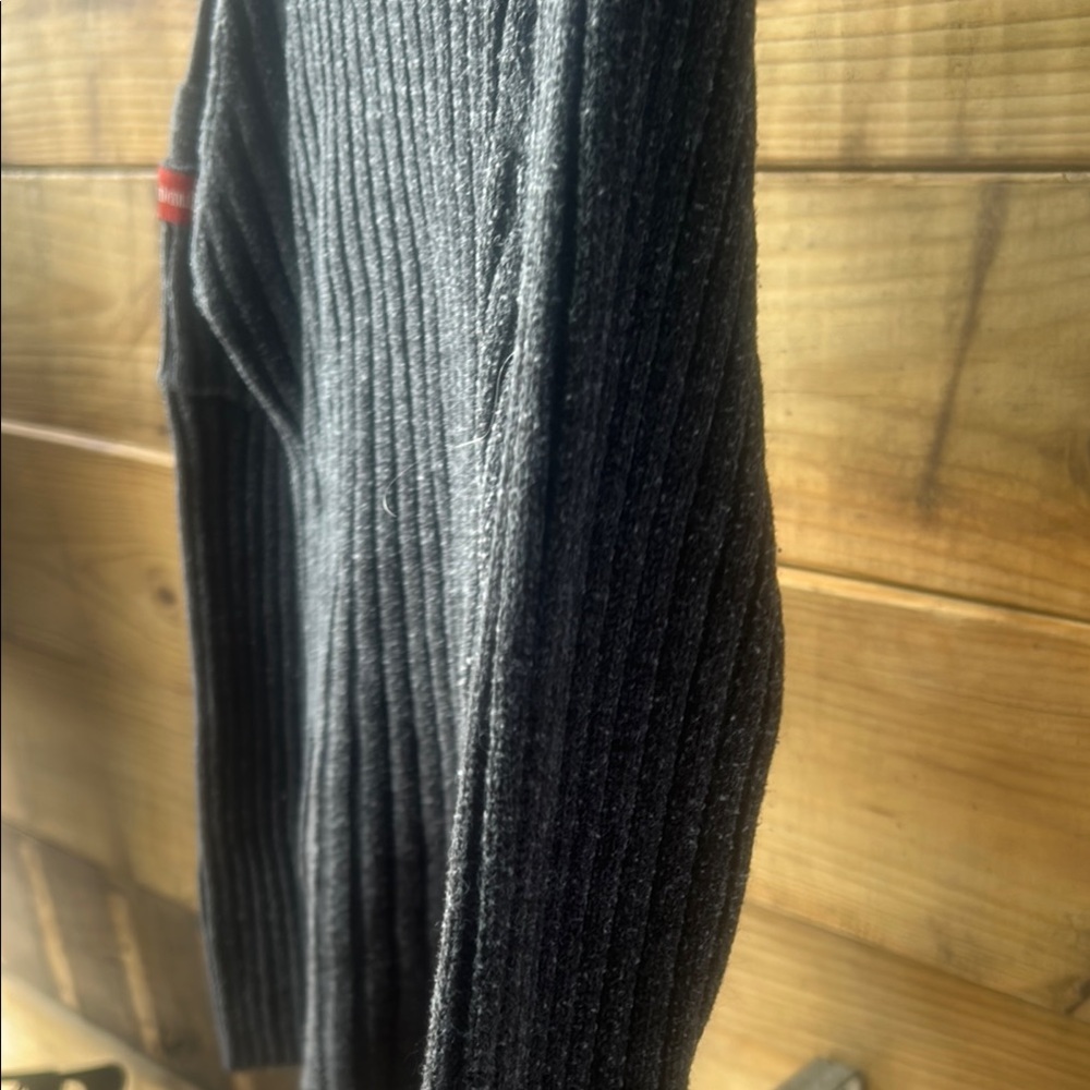 Gray Ribbed Men's Sweater - Picture 5 of 5